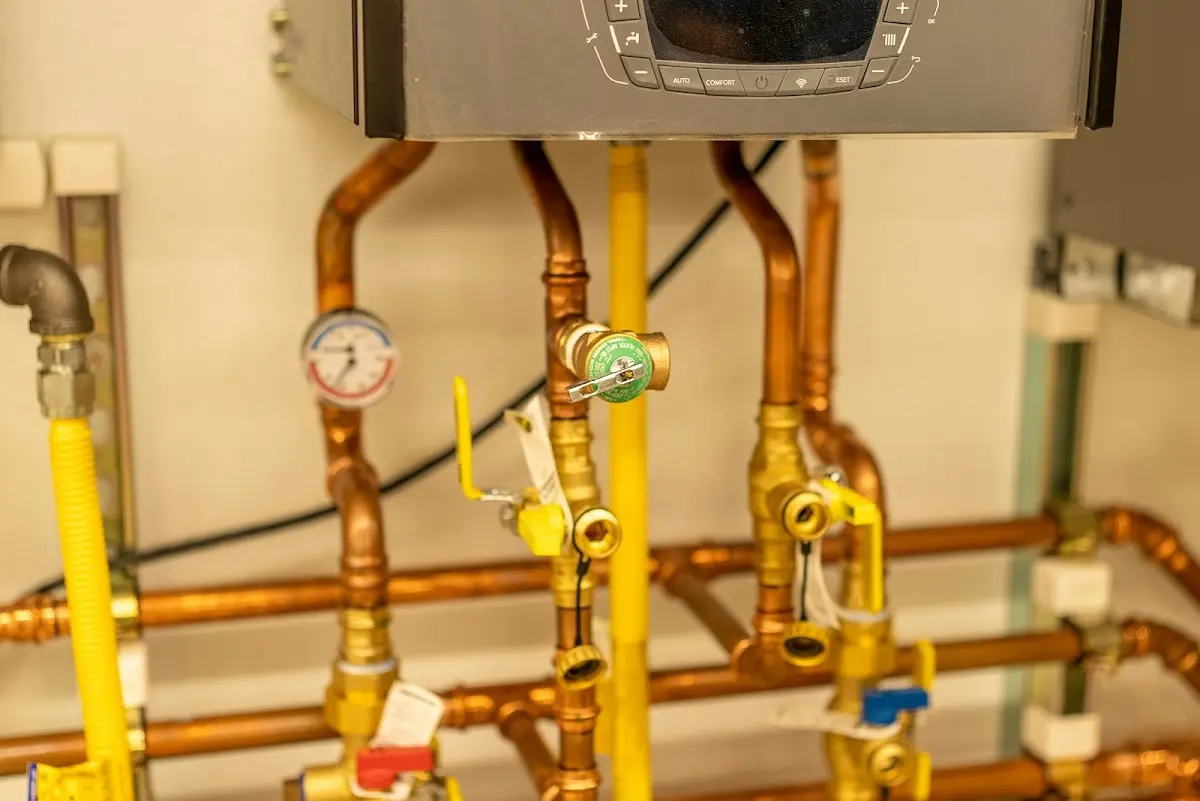 Licensed technician providing Slab Leak Repair for a homeowner in Chelan